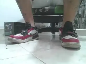 Chaturbate Watch Live Sex Cams of srfindomfeet_