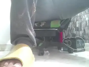 Chaturbate Adult Webcam of srfindomfeet_