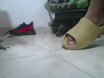 Chaturbate Adult Webcam of srfindomfeet_