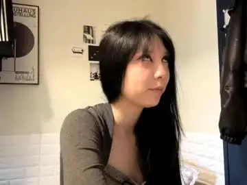 Chaturbate Best live sex cam show of zulaedds