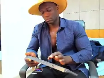 Chaturbate Sex Cam of marcusblack_