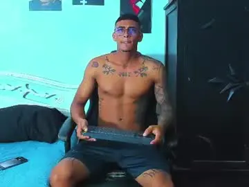 Chaturbate Nude Webcam of oliver_smith_2