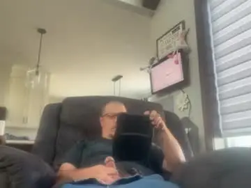Chaturbate Live Sex of ralph_roberts