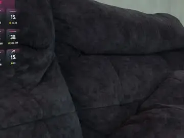Chaturbate Live Sex Cam of tia__moon