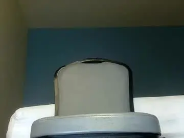 Chaturbate Live Sex Cam of bobbiebone