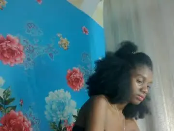 Chaturbate Free Porn Cam of phaosiiia