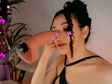 Chaturbate Nude Webcam of _queen_deepthroat_