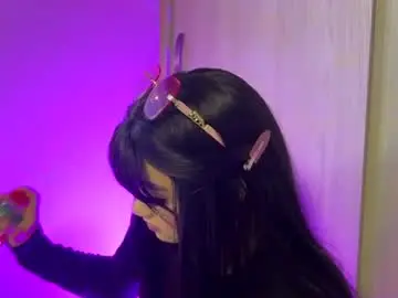Chaturbate Nude Webcam of rossemoon16