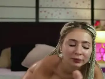 Chaturbate Watch Live Sex Cams of suzzy_sweet18