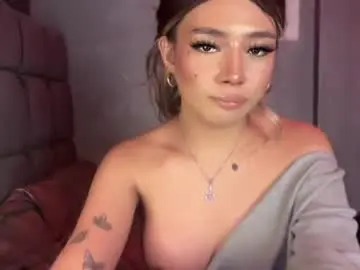 Chaturbate Live Sex Cam of trexie_fucks15