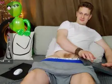 Chaturbate Free Porn Cam of charlie_smiley