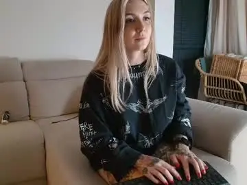 Chaturbate Adult Webcams of tattoobbgirl