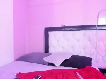 Chaturbate Live Sex Cam of valk_diaz