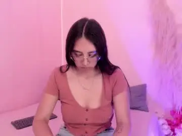 Chaturbate Live Sex Cam of valk_diaz
