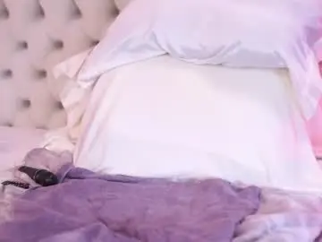 Chaturbate Nude Webcam of amiraaluxe