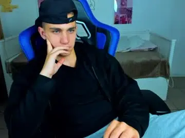 Chaturbate Free Live Porn of frank_mooree