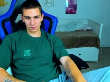 Chaturbate Sex Cam of frank_mooree