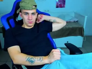 Chaturbate Sex Cam of frank_mooree