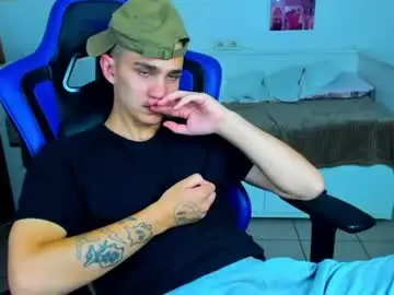 Chaturbate Free Live Porn of frank_mooree