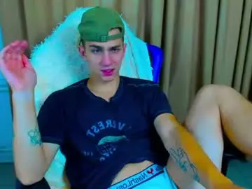 Chaturbate Nude Webcam of frank_mooree