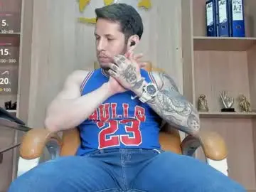 Chaturbate Best live sex cam show of george_diesell_