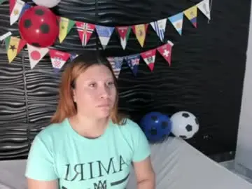 Chaturbate Live Sex Cam of meloddy_megann
