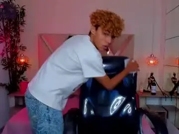 Chaturbate Live Porn of anyelotwink