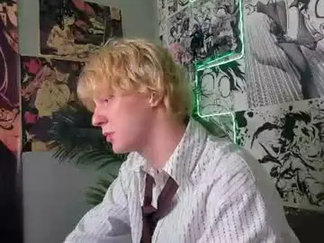 Chaturbate Free Porn Cam of benjamin_harris
