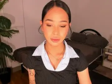 Chaturbate Nude Webcam of ivorycollins