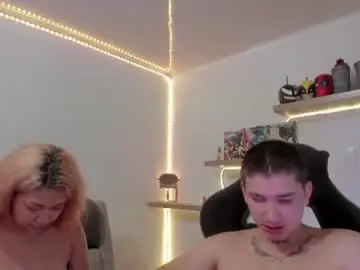 Chaturbate Live Porn of obanai_and_mitsuri