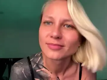 Chaturbate Live Sex Cam of blonde_fuck_couple