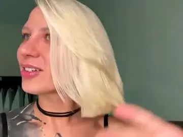 Chaturbate Live Porn of blonde_fuck_couple