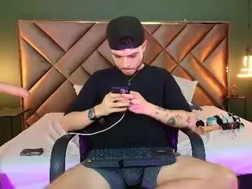 Chaturbate Live Sex Cam of salvattore_muller
