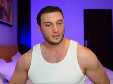 Chaturbate Live Sex Cam of tom_fordd