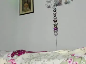 Chaturbate Live Sex Cam of cute_horny_friends