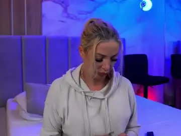 Chaturbate Free Live Porn of izabelle_02