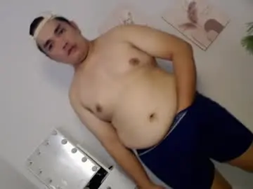 Chaturbate Live Sex Cam of ure_fattytoy143