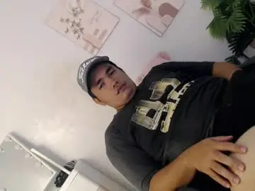 Chaturbate Free Live Porn of ure_fattytoy143