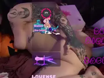 Chaturbate Nude Webcam of hotpinknymph