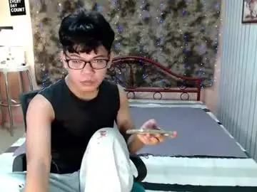 Chaturbate Sex Cam of urdreamboy_doms