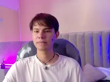 Chaturbate Free Live Porn of derek_sinn