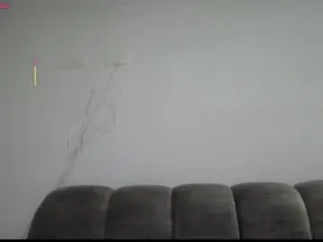 Chaturbate Nude Webcam of emilyhines__