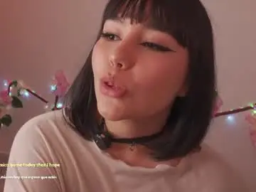 Chaturbate Adult Webcam of moon_eyess