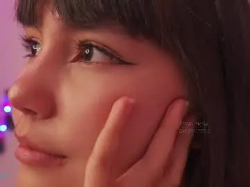 Chaturbate Free Porn Cam of moon_eyess