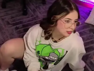 Chaturbate Adult Video Chat of emilykarterr
