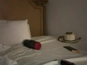 Chaturbate Live Sex Cam of gabegonzo_1993