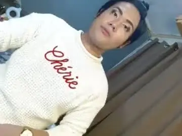 Chaturbate Live Sex Cam of longoria_crawford
