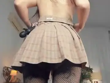 Chaturbate Best live sex cam show of mia_thooorn