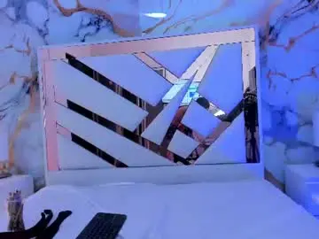 Chaturbate Live Sex Cam of milasimonz_as
