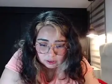 Chaturbate Live Porn of yini_angel07